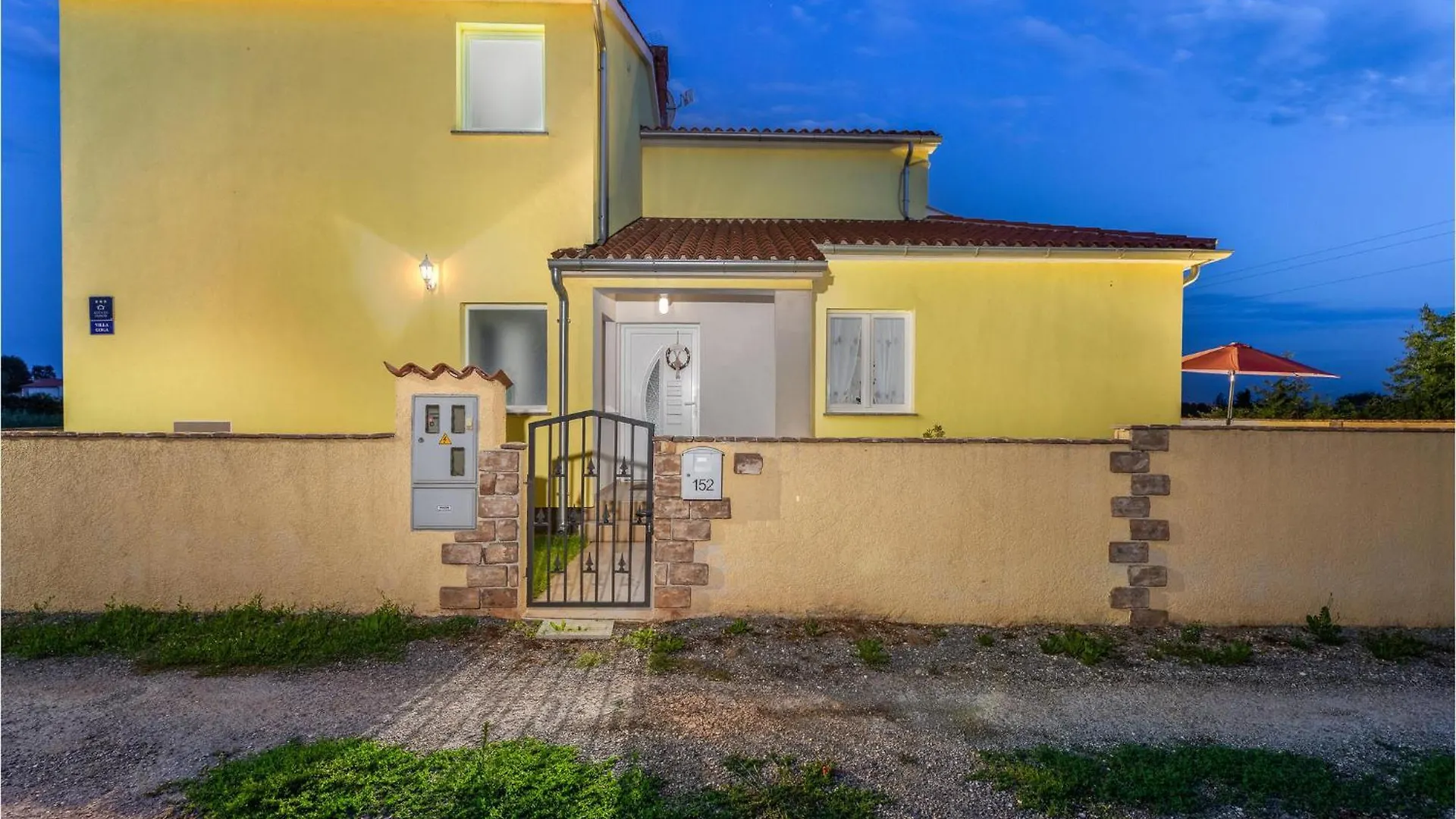 Amazing Home In Valbandon With Wifi Fondole Semesterbostad