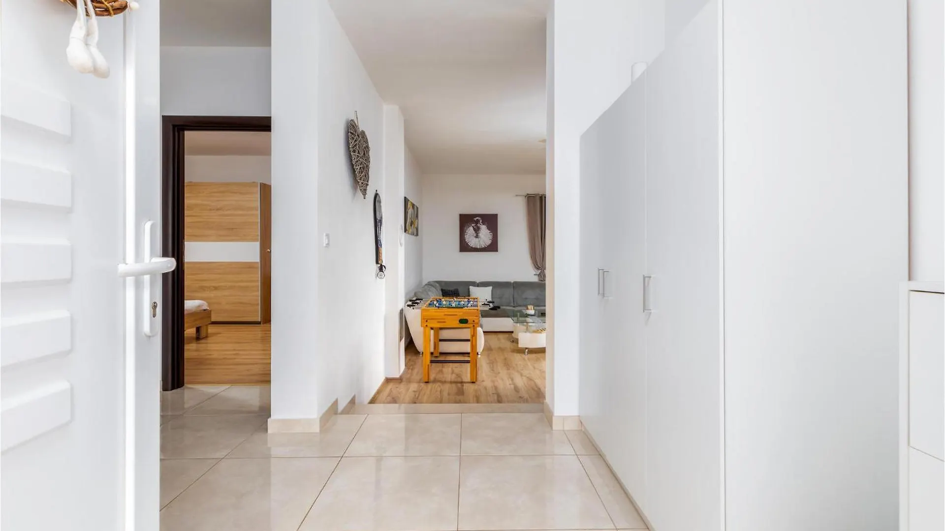 Amazing Home In Valbandon With Wifi Fondole 0*,
